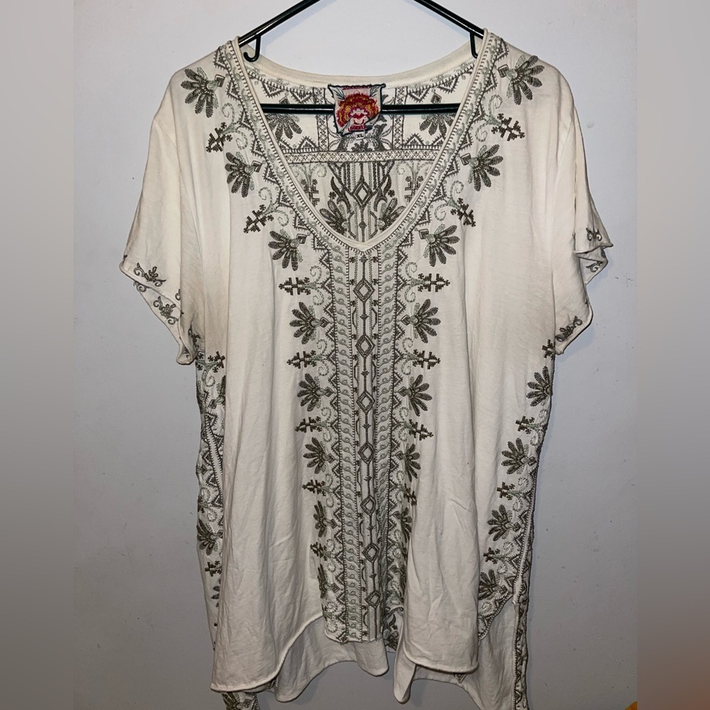 Johnny Was Cream Top with Pink and Gray Embroidery
